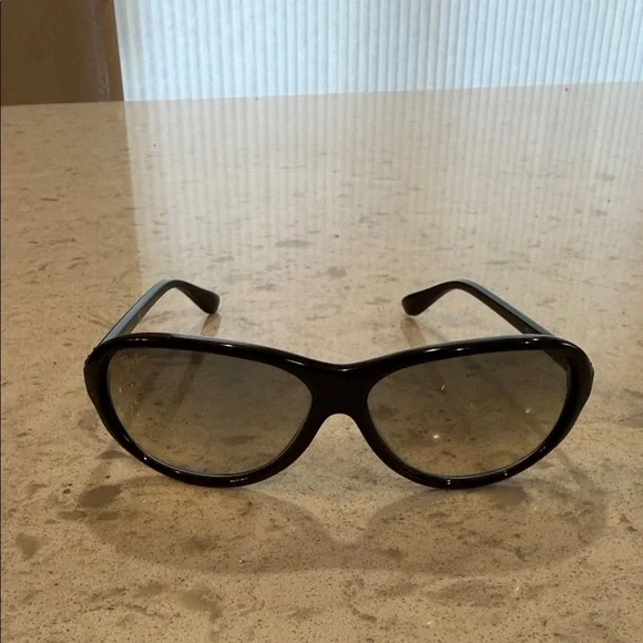 Ray-Ban Vintage Glossy Black Sunglasses - Picture 1 of 9